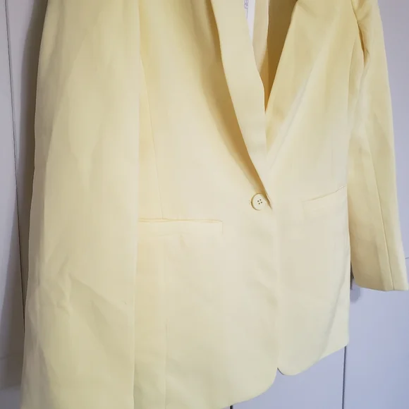 NWT Endless Rose Single Breasted Blazer Lemon Butter Yellow XS - Picture 2 of 9